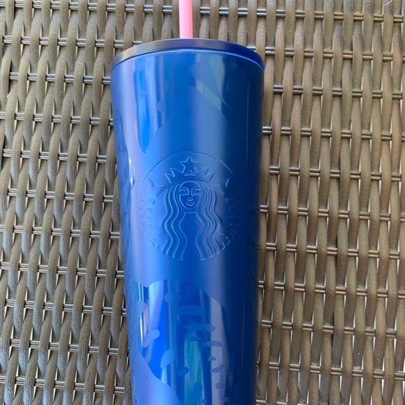 Starbucks Summer 2021 Blue 24oz tumbler - Picture 8 of 9